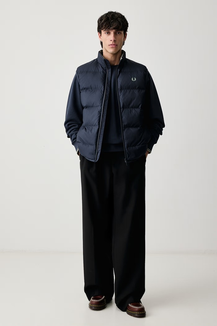 Fred Perry Bezrękawnik męski J8522.46B granatowy AW26