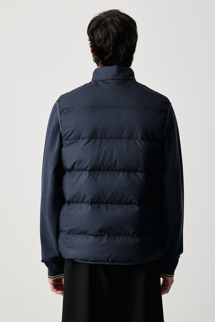 Odzież Fred Perry Bezrękawnik męski J8522.46B granatowy