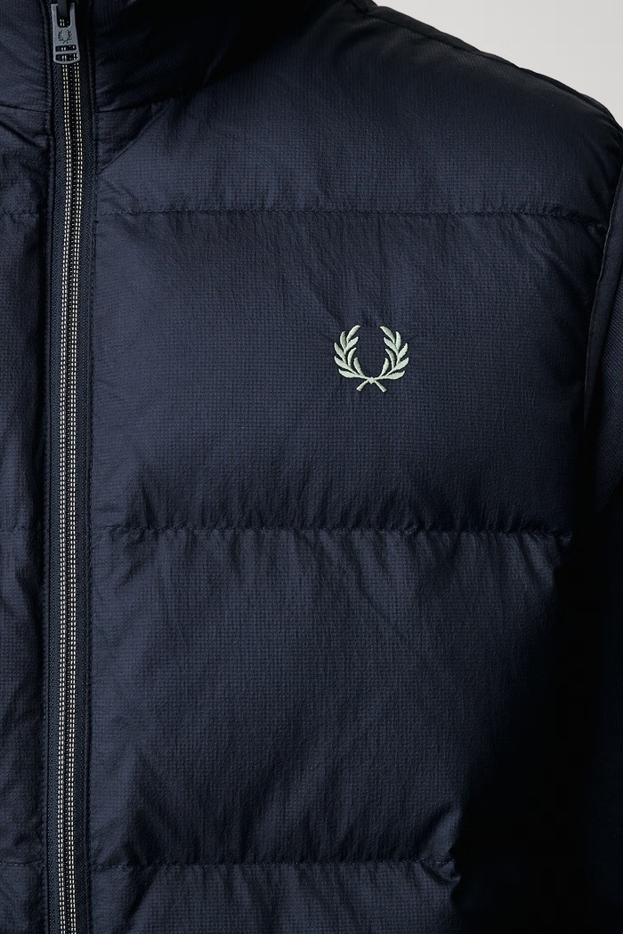Fred Perry Bezrękawnik męski J8522.46B