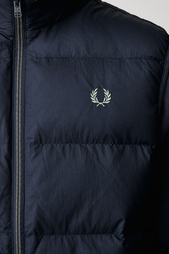 Fred Perry Bezrękawnik męski J8522.46B