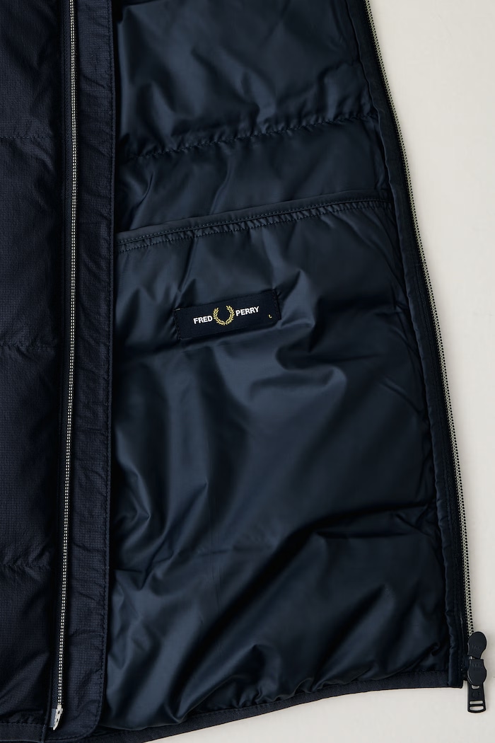 Fred Perry Bezrękawnik męski J8522.46B