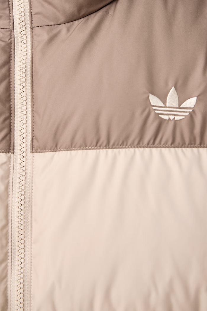 Пухова куртка чоловіча Down Regen adidas Originals бежевий KR7205
