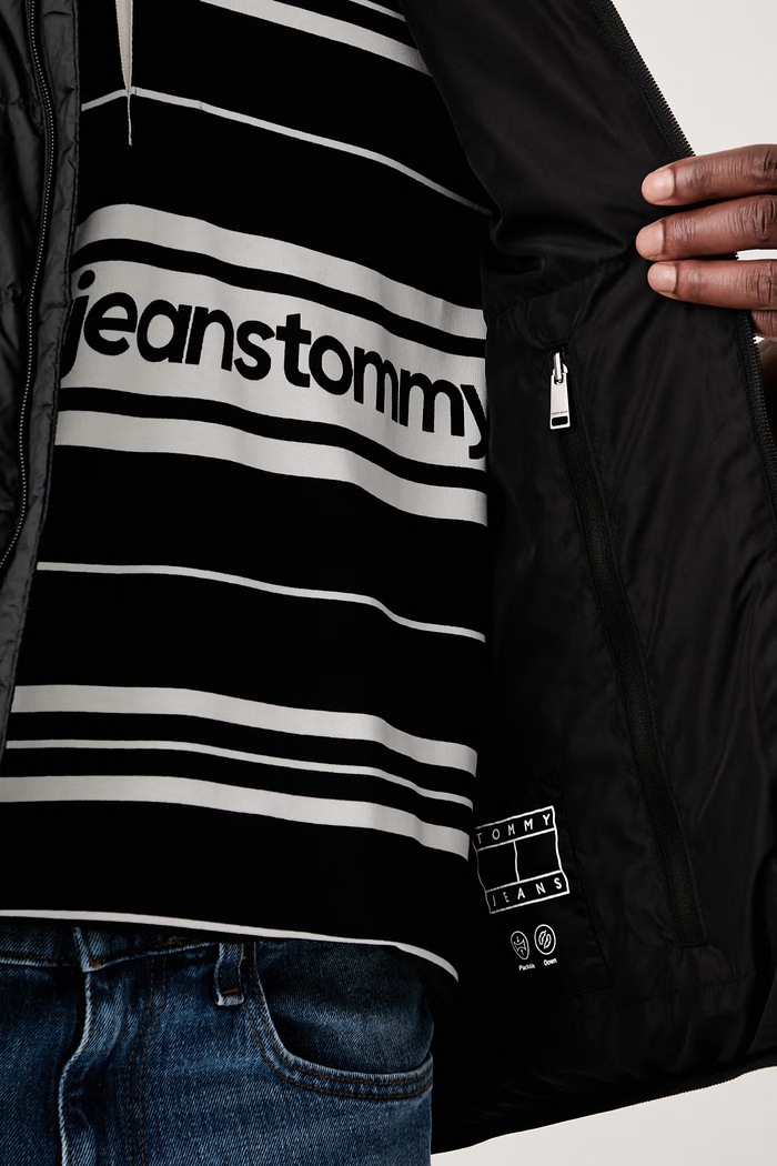 Tommy Jeans pernati prsluk za muškarce DM0DM23232
