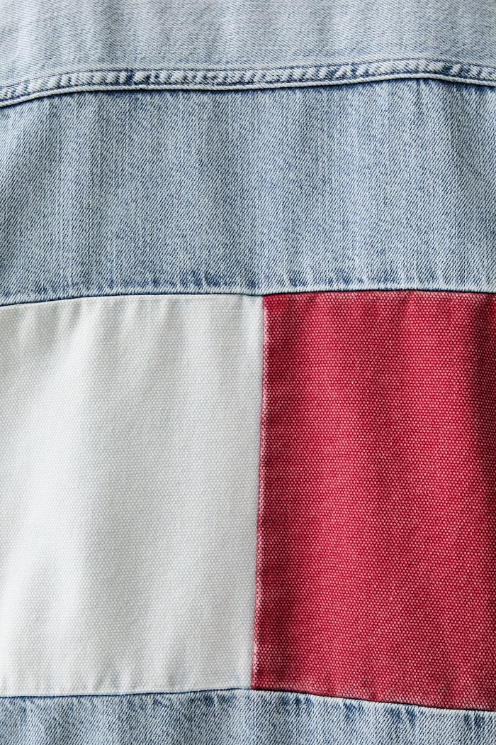 Tommy Jeans prijelazna jakna muška traper DM0DM23657 plava