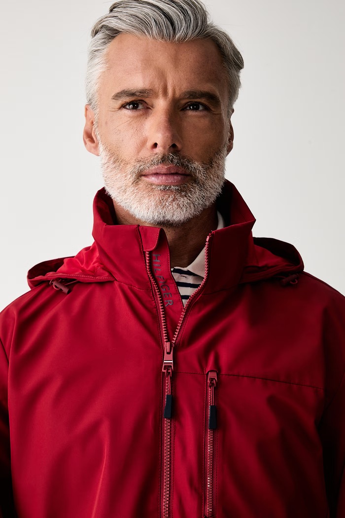 Tommy Hilfiger prijelazna jakna za muškarce bordo MW0MW44299