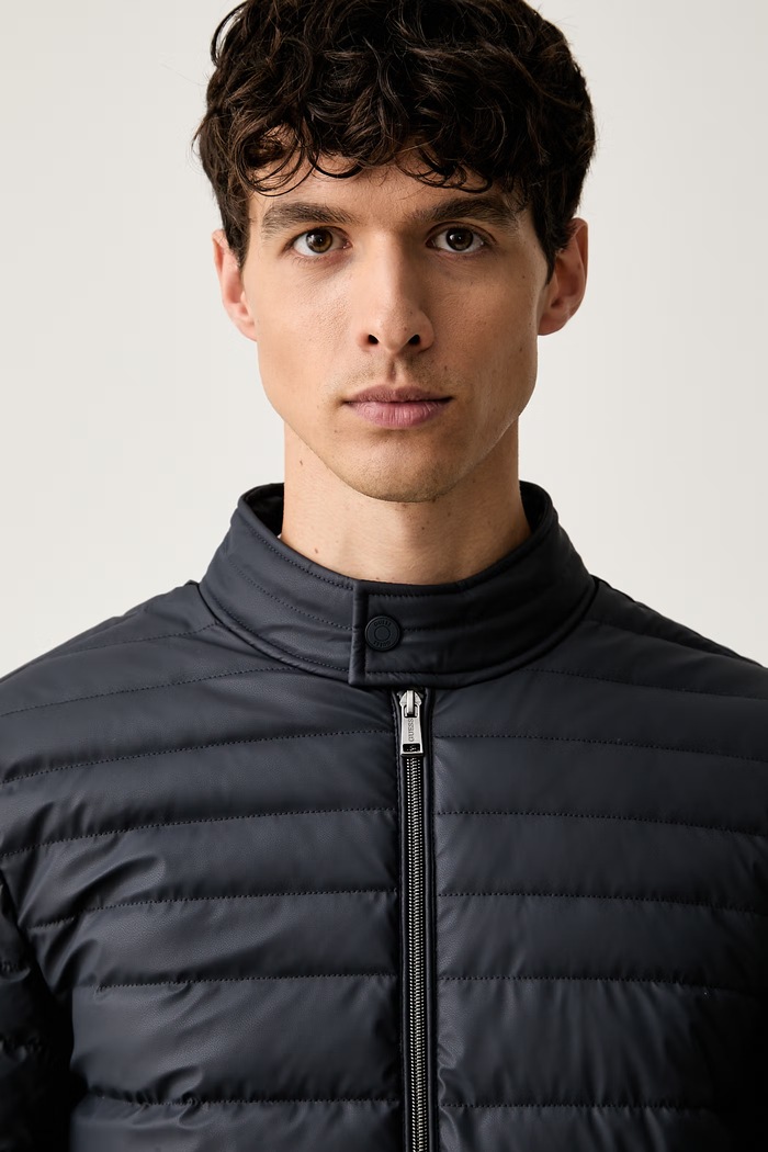 Guess prechodná bunda pánska tmavomodrá M6YL39.W2849