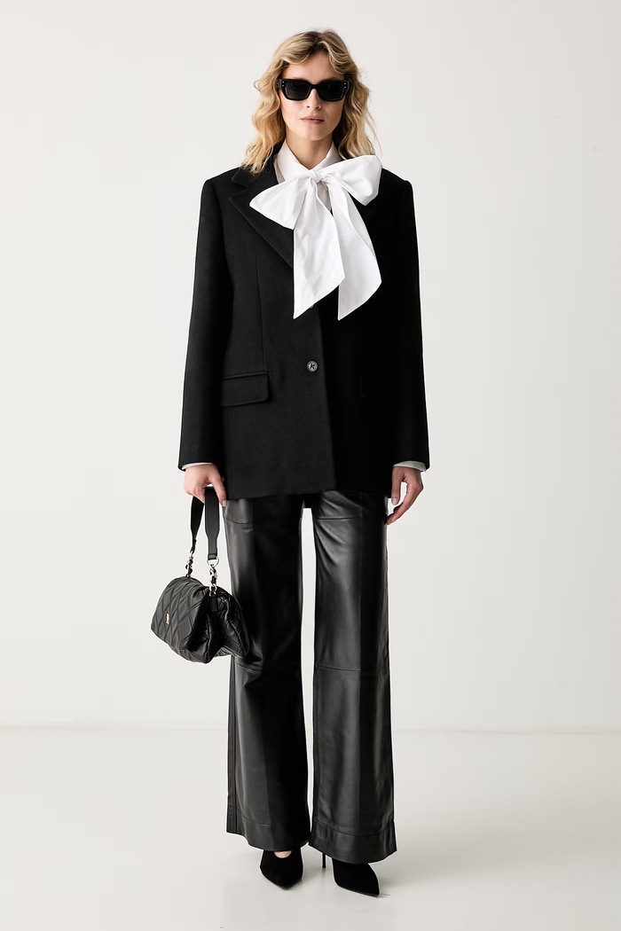 Karl Lagerfeld plášť dámsky s vlnou B3W15029 čierna AW26