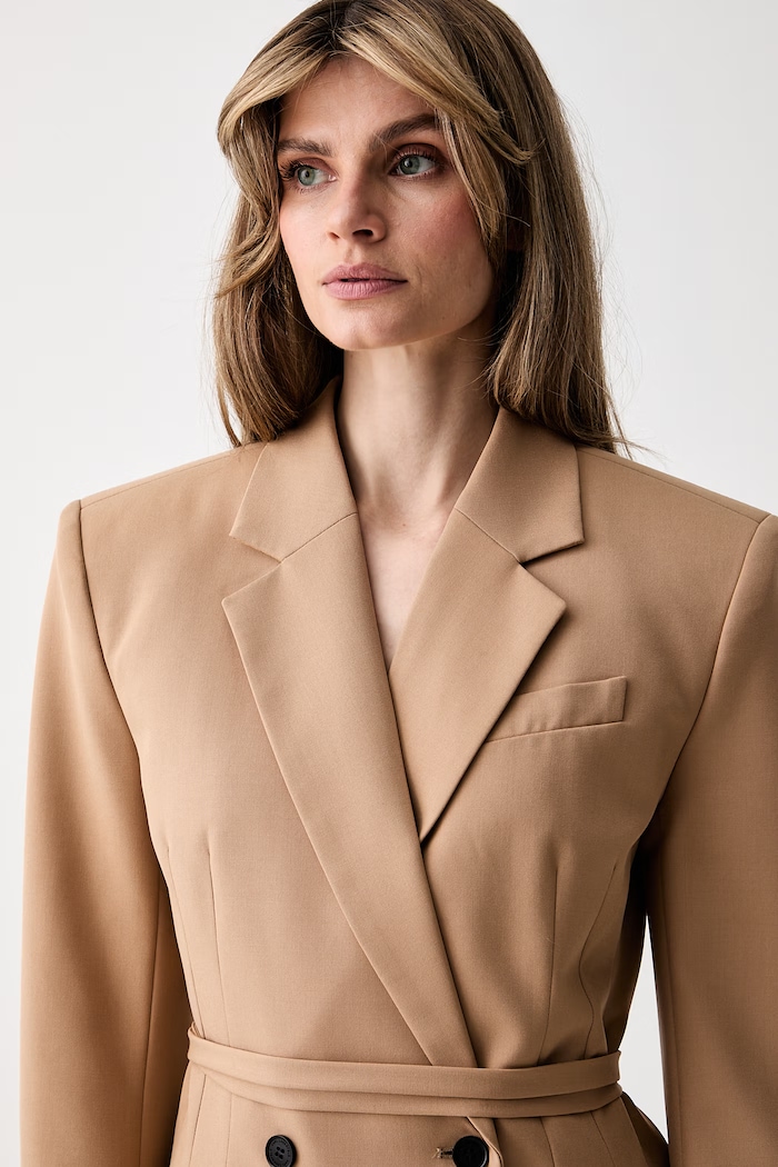 Karl Lagerfeld dvojradové sako dámske s viskózou béžová B3W14033