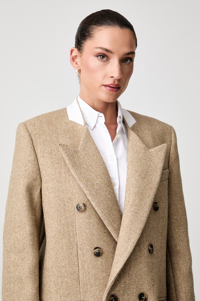 Victoria Beckham marynarka damska z wełną Beatrice beżowy 1326WJK007353C