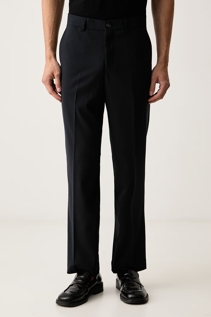 Odzież Lindbergh garnitur męski 30.61040R granatowy