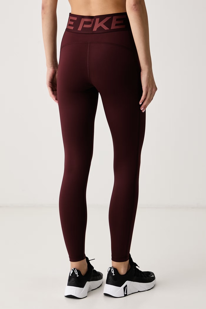 Odzież Nike Spodnie treningowe damskie Nike Pro Sculpt FV7382.658 brązowy