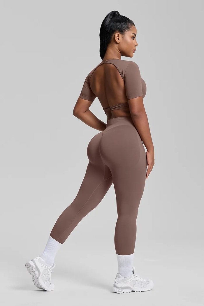 BetterMe Tajice za jogu za žene Ultrasculpt LEG00040 smeđa AW26