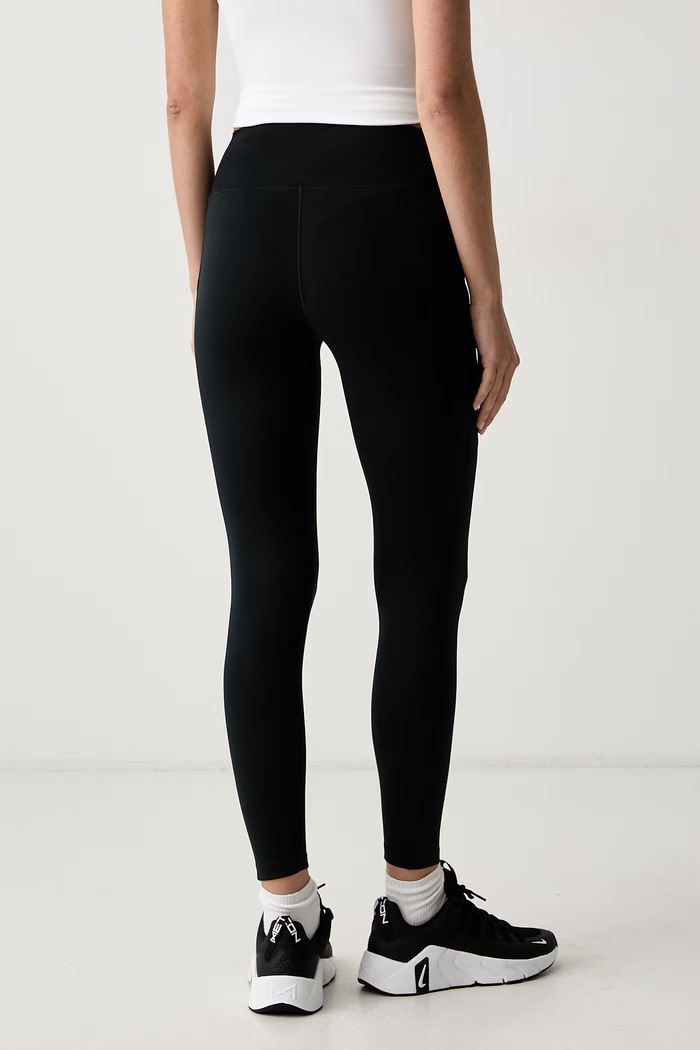 Odzież Nike legginsy sportowe damskie One FN3241.011 czarny