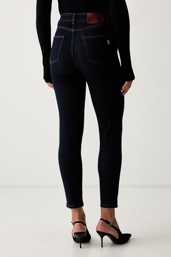 Odzież Fracomina jeansy slim fit damskie FY26WV1010D46093 granatowy