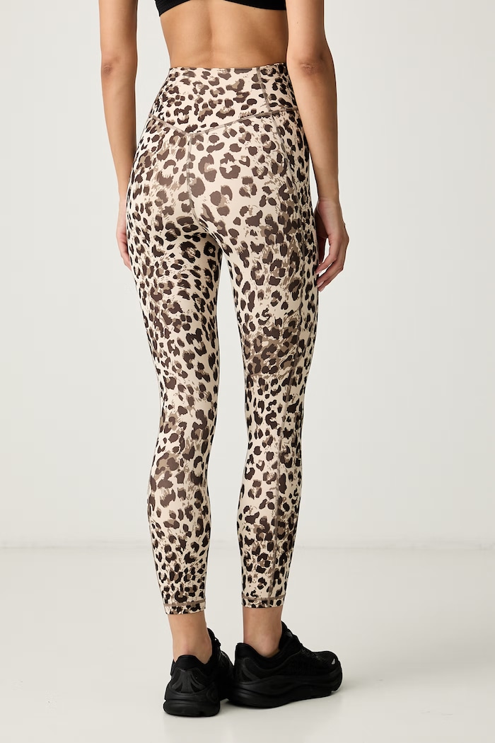 Odzież adidas Performance legginsy sportowe damskie Essentials KS0633. beżowy