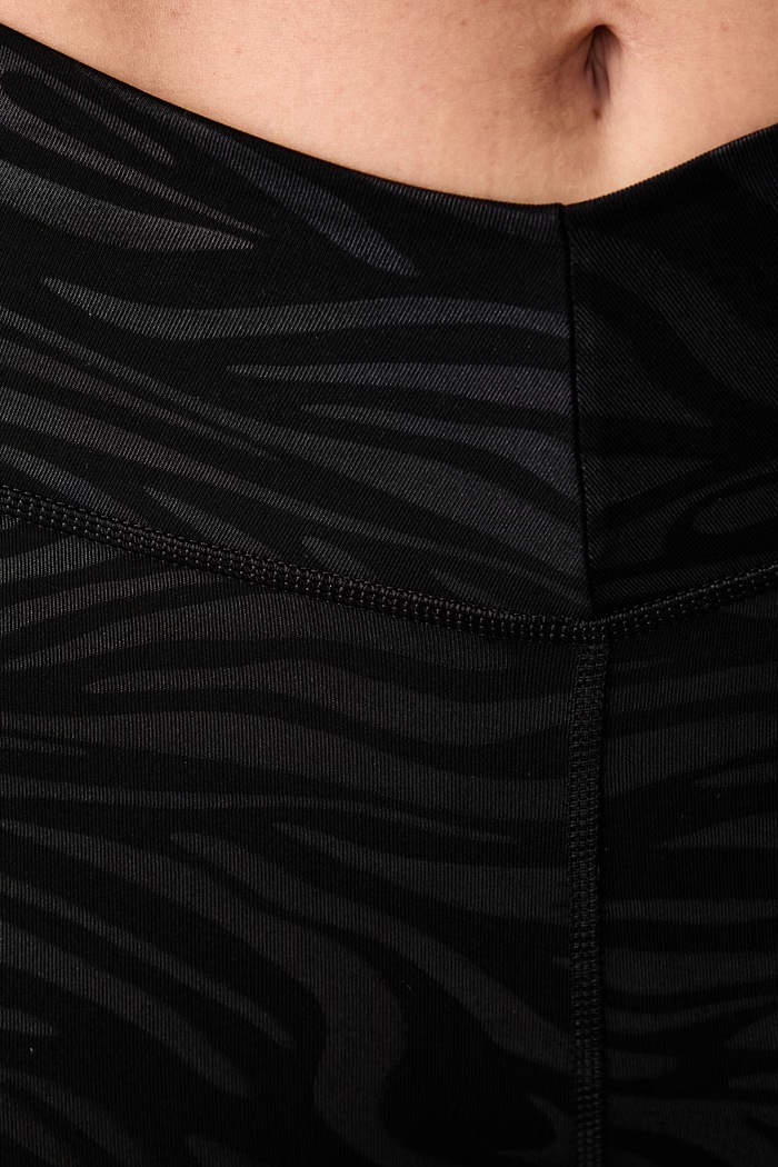adidas Performance legginsy sportowe damskie All Me Essentials czarny KG1372