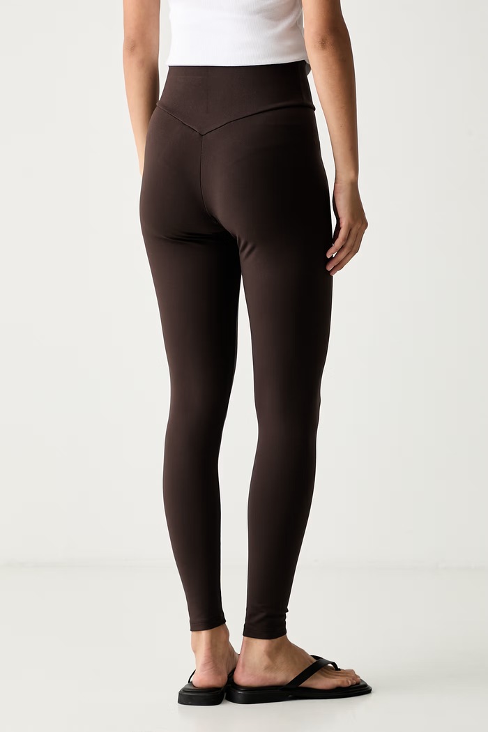 Oblačila adidas Originals pajkice ženske Essentials KV9150 rjava