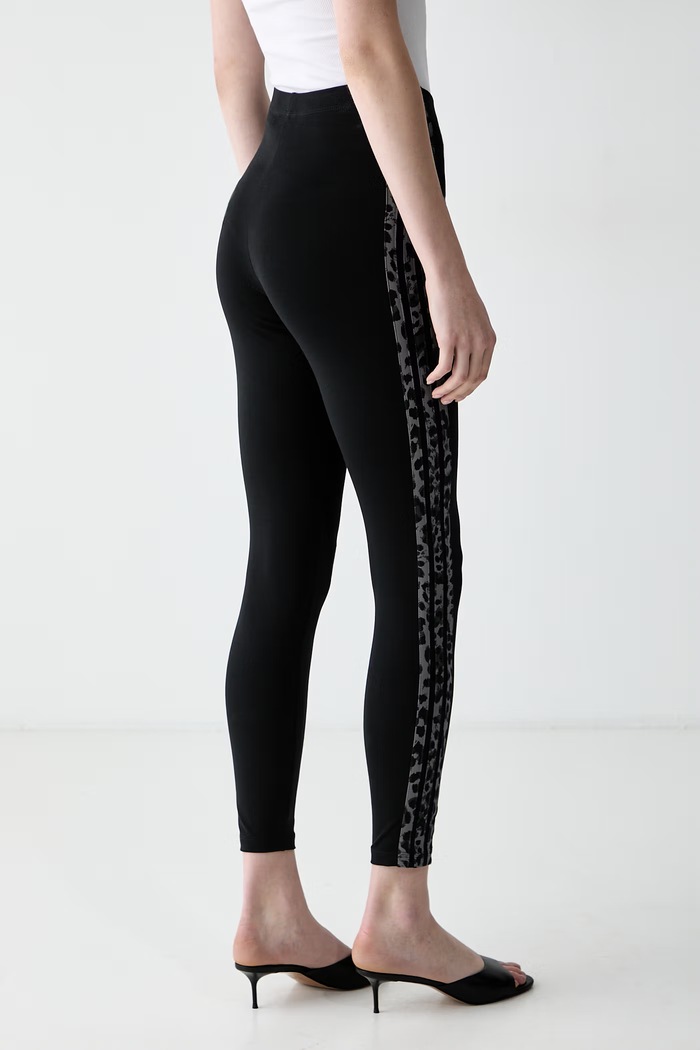 Odzież adidas legginsy damskie bawełniane z elastanem Leopard Pack KS7984 czarny