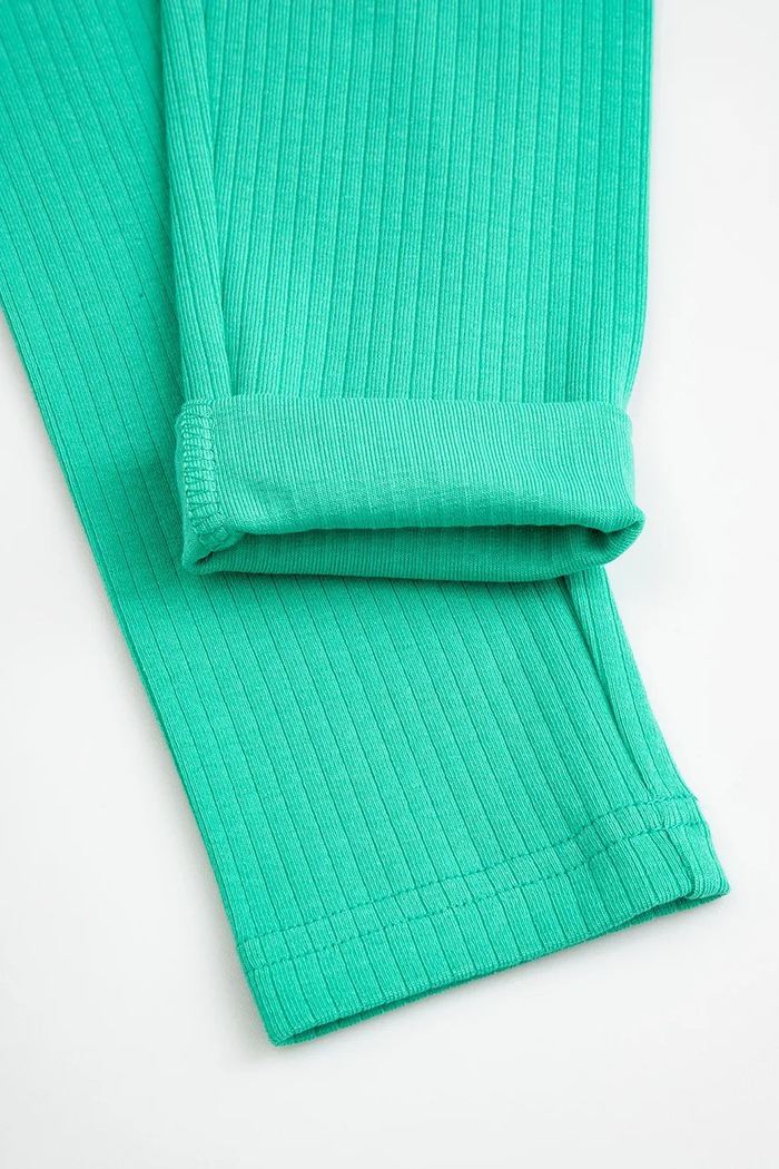 Coccodrillo legginsy dziecięce bawełniane z elastanem zielony ZC6122002AGK
