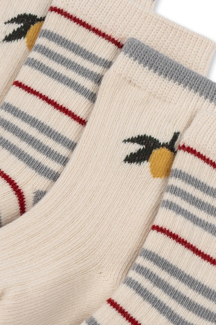 Konges Sløjd Skarpety dziecięce 2 PACK RIB STRIPE SOCKS 2-pack KS106352.9BY2 beżowy AW26