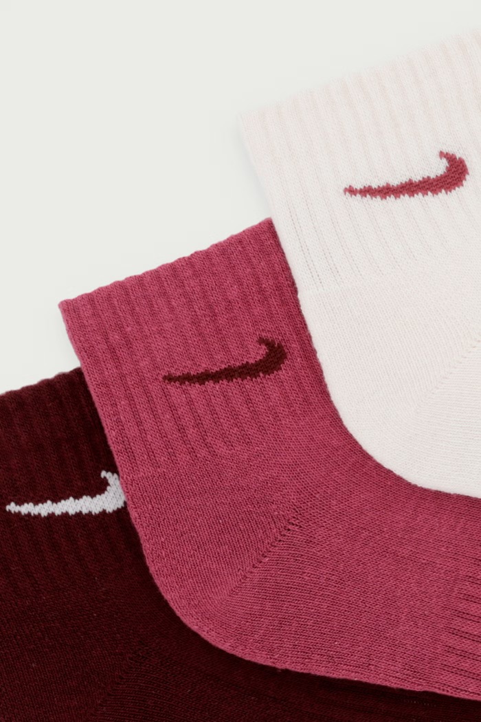 Nike Sportswear Zokni pamuttal EQUIP 3-as csomag SX7667.915 burgundia AW26