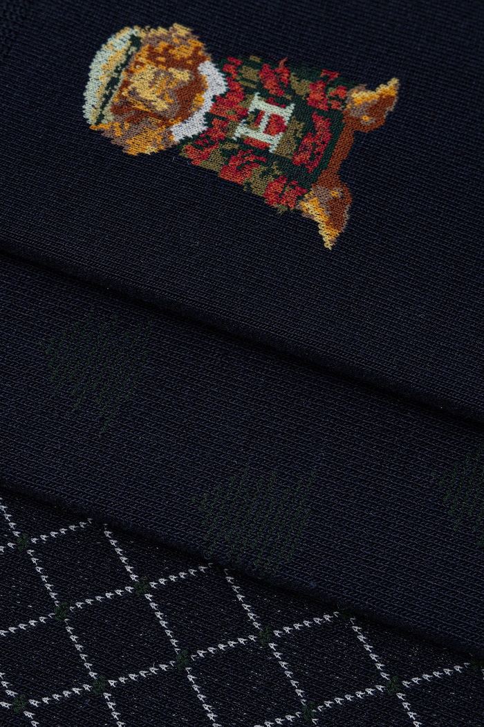 Hackett London skarpety męskie 3-pack HMU300081 granatowy AW26