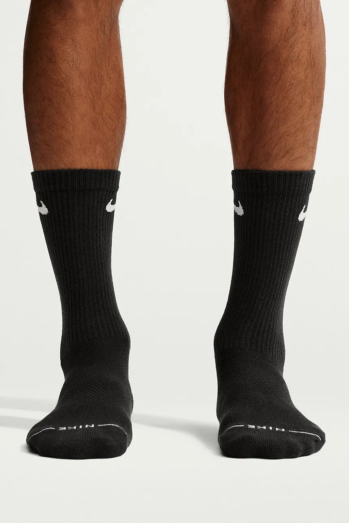 Skarpety z bawełną Everyday Elevated 3-pack Nike Sportswear czarny HQ4335.902