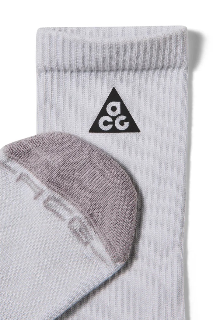Nike ACG: All Conditions Gear Skarpety ACG Everyday Elevated IH8647.025 beżowy AW26