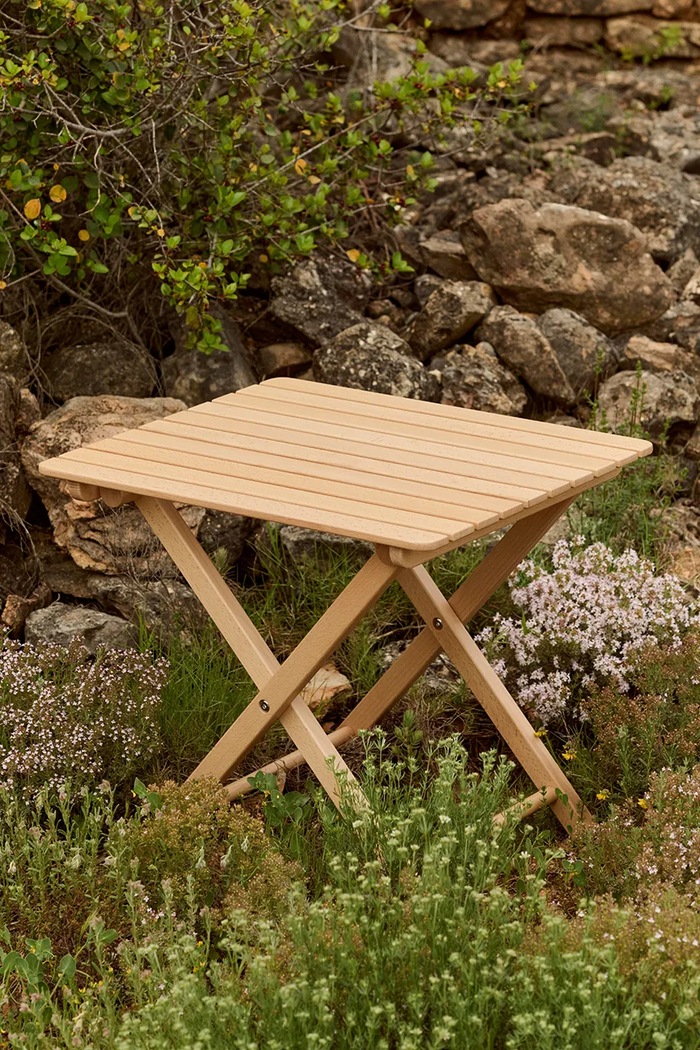 HAY stolik z drewna bukowego 46 x 41 x 52,5 cm AE972.A601.AE91