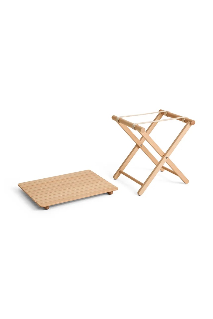 HAY stolik z drewna bukowego 46 x 41 x 52,5 cm AE972.A601.AE91 beżowy AW26