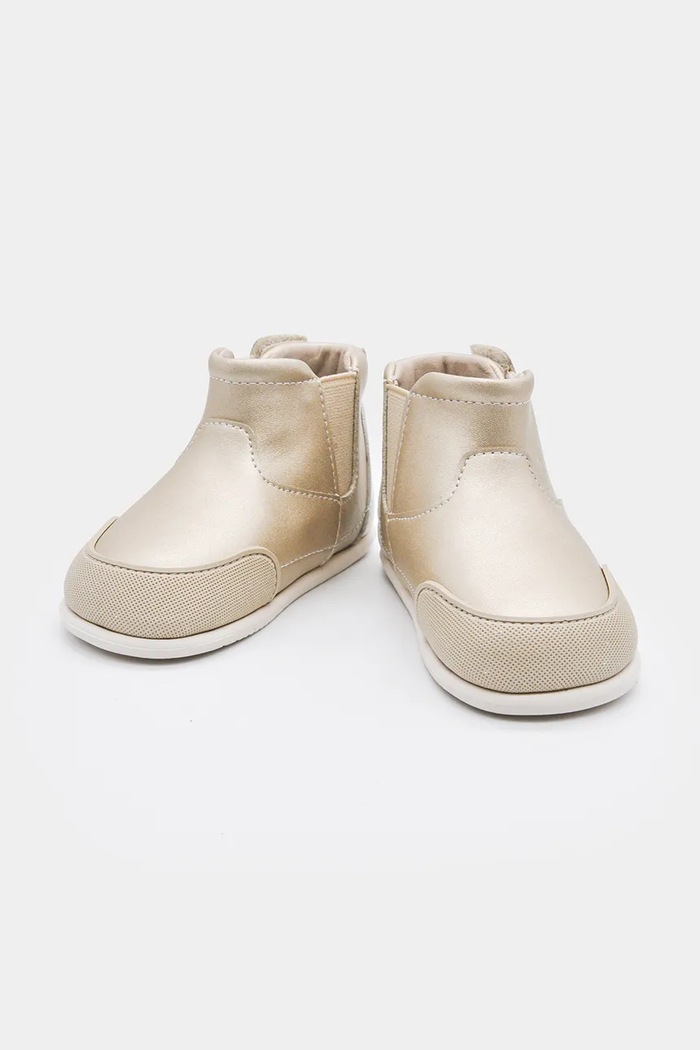 Mayoral Половинки обувки за деца 42726.79A.Baby.9BY2 злато AW26