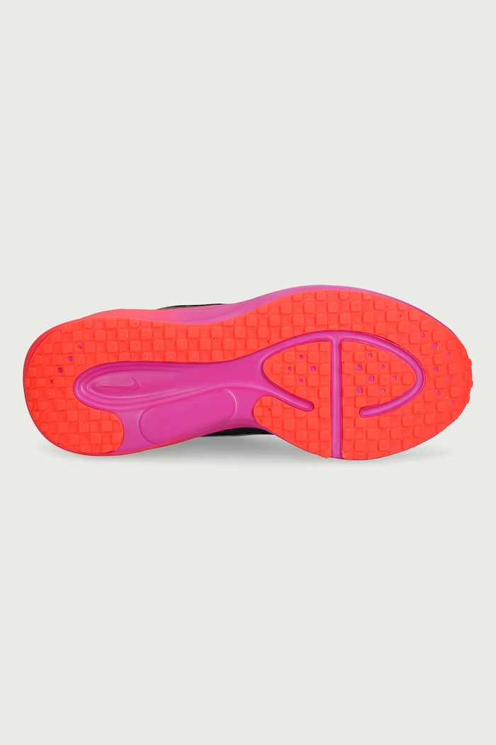 Buty do biegania damskie Revolution 8 Nike czarny HJ8485.008