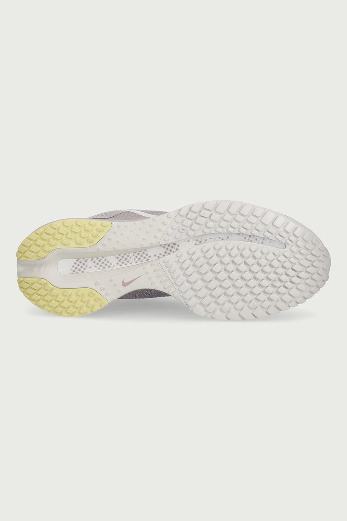 Buty do biegania Pegasus Premium Nike różowy HQ2593.609