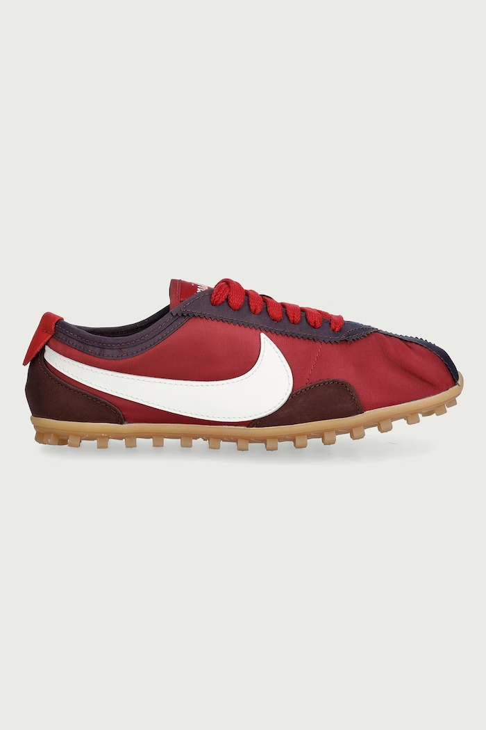 Nike Sportswear Moon Shoe ESS sneakersy dziecięce IX7025.600 czerwony AW26