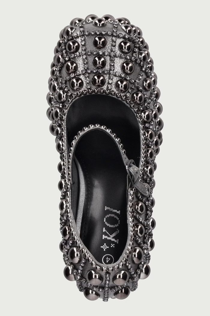 Czółenka na słupku damskie Danbury Hand Studded Platform Boots Grey Koi Footwear DBP108 srebrny