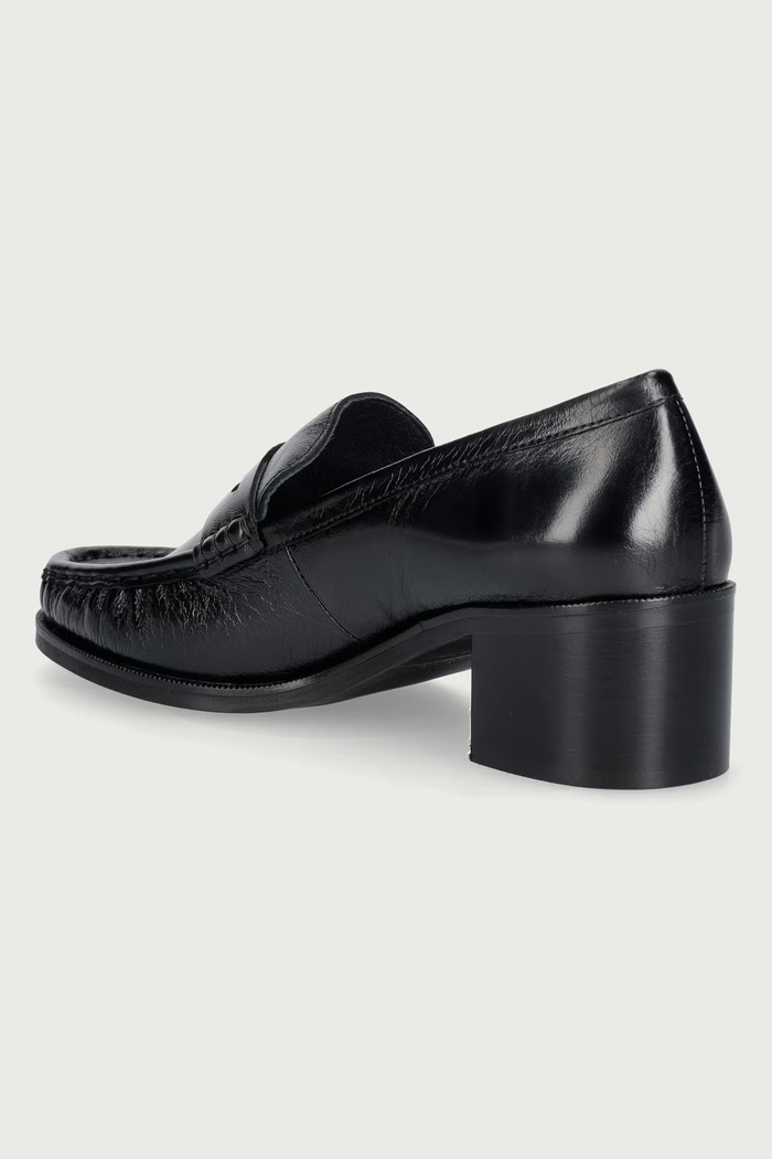Obuwie Jonak Mokasyny damskie skórzane DELICIEUX CUIR VIEILLI 4100226.H26 czarny
