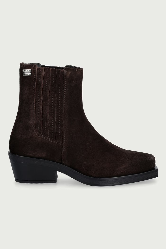 Tommy Jeans Sztyblety damskie zamszowe TJW SUEDE COWBOY BOOTS EN0EN03142 brązowy AW26