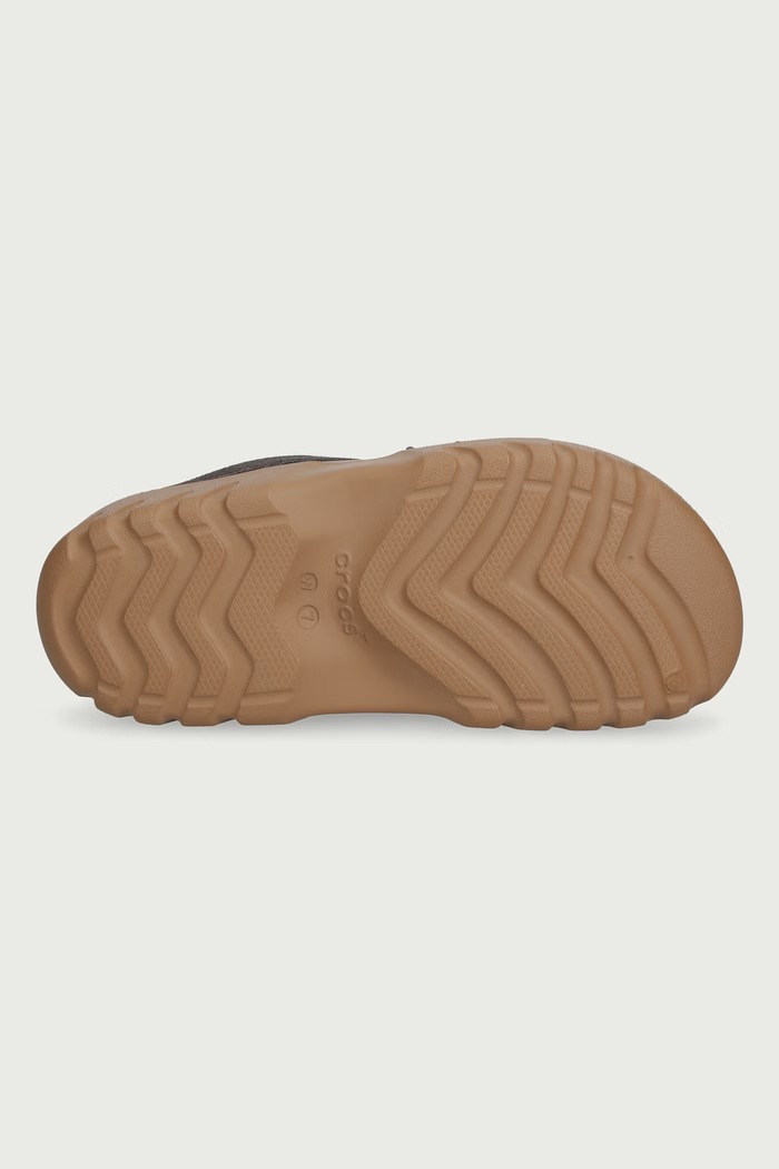Axle Suede Mule Clog półbuty damskie Crocs brązowy 214137.2MV