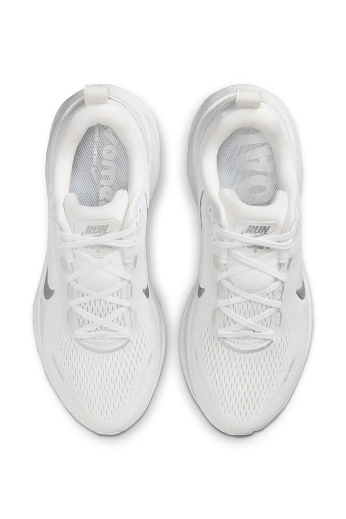 Încălțăminte sport pentru femei Vomero 18 Nike HM6804.104 alb