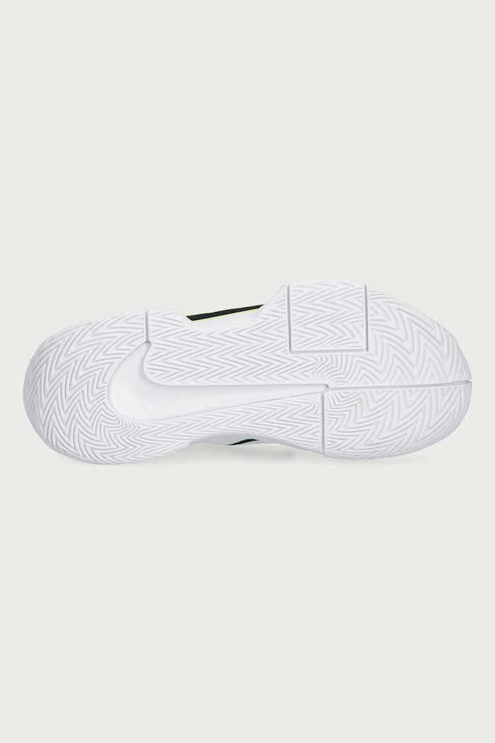 Čevlji za tenis ženski Zoom GP Challenge Pro Nike bela IB6560.100