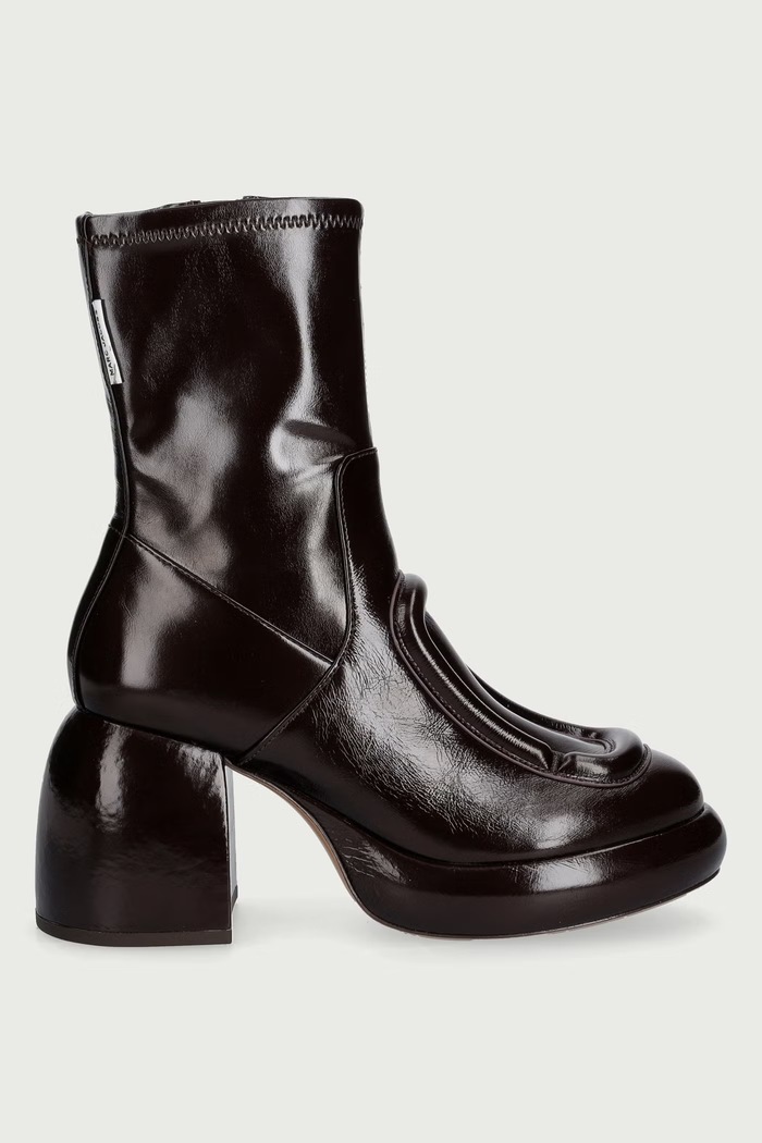 MARC JACOBS Kozaki damskie THE POP J MARC ANKLE BOOT 2F6FBO001F21.915 brązowy AW26
