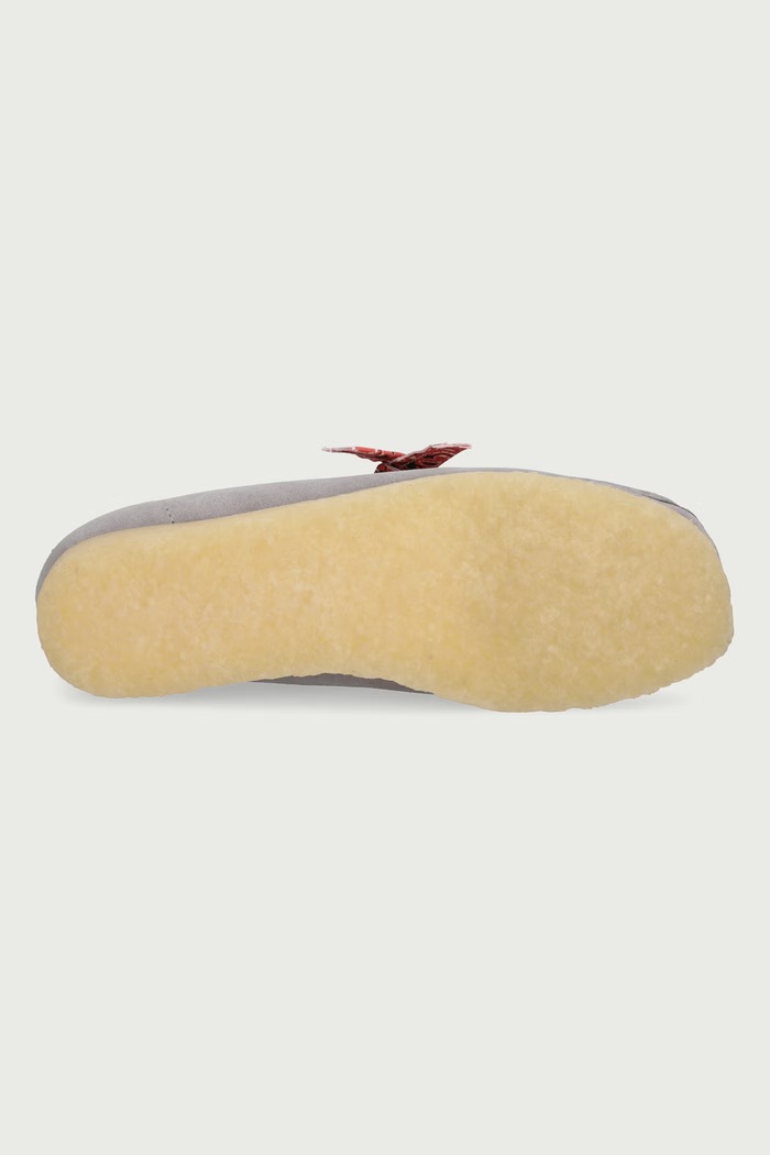 Mokasyny damskie zamszowe Clarks Originals szary 26329404