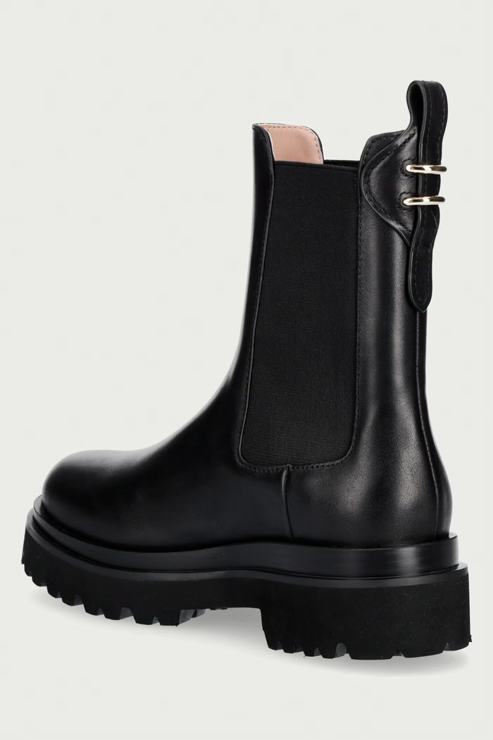 Obuwie Coccinelle Sztyblety damskie skórzane E4.VPS.11.01.01.001 czarny