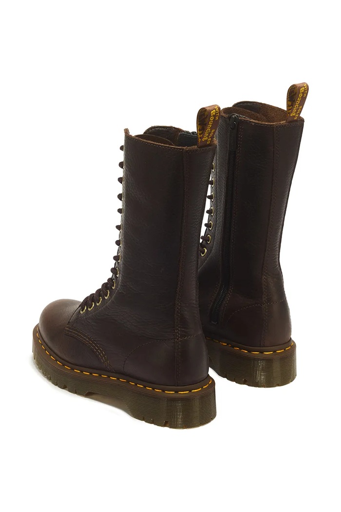 Obuwie Dr. Martens Botki damskie skórzane 1B99 Bex Ambassador DM43353200 brązowy