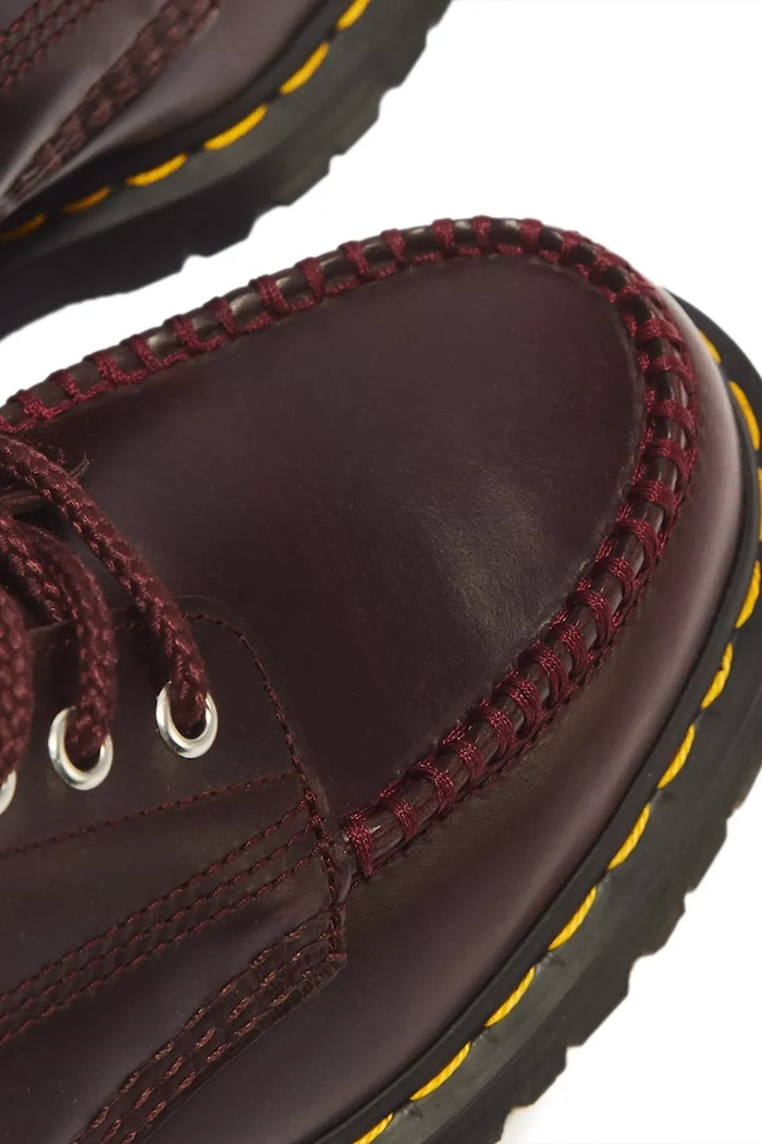 Dr. Martens Trapery damskie skórzane Lowell Chukka DM43323200