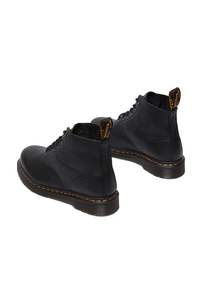 Bocanci pentru femei din piele 101 Ambassador Dr. Martens DM32166001 negru