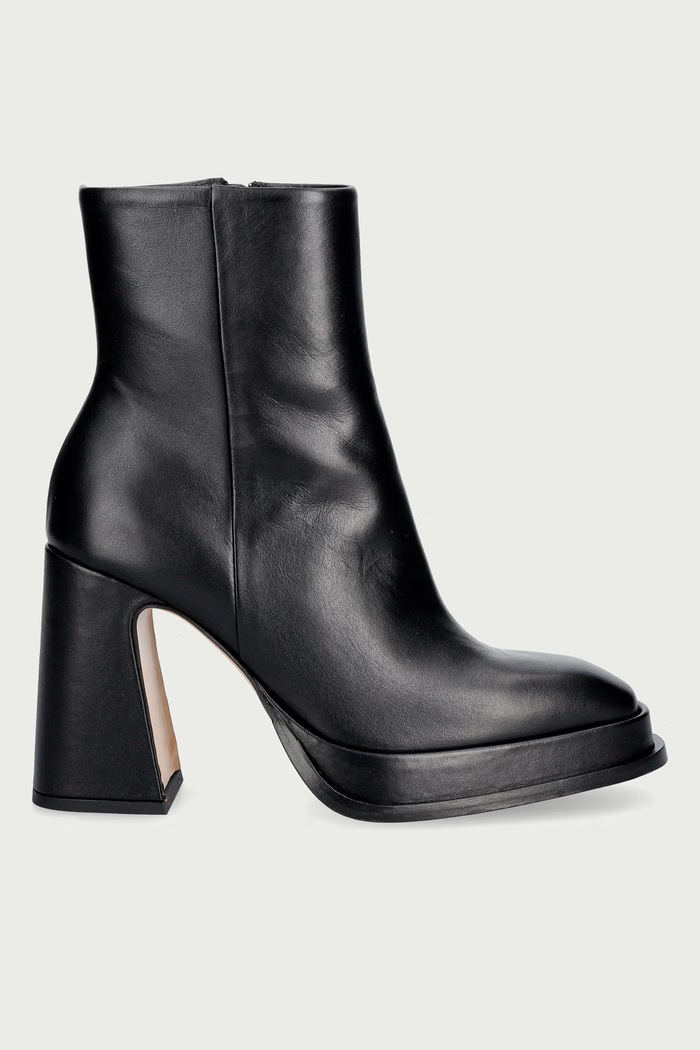 Souliers Martinez gležnjače za žene od kože NOVA CHUECA NOVA.CHUECA crna AW26