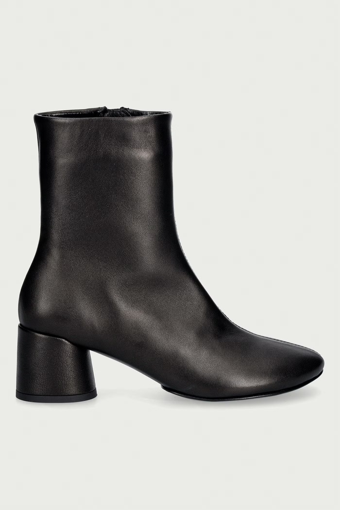 Souliers Martinez gležnjače za žene od kože FLAVIA FLAVIA.BLACK crna AW26
