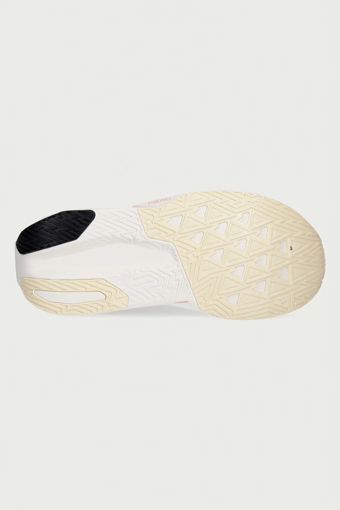 New Balance buty do biegania damskie FuelCell Rebel v5 WFCX8KC pomarańczowy