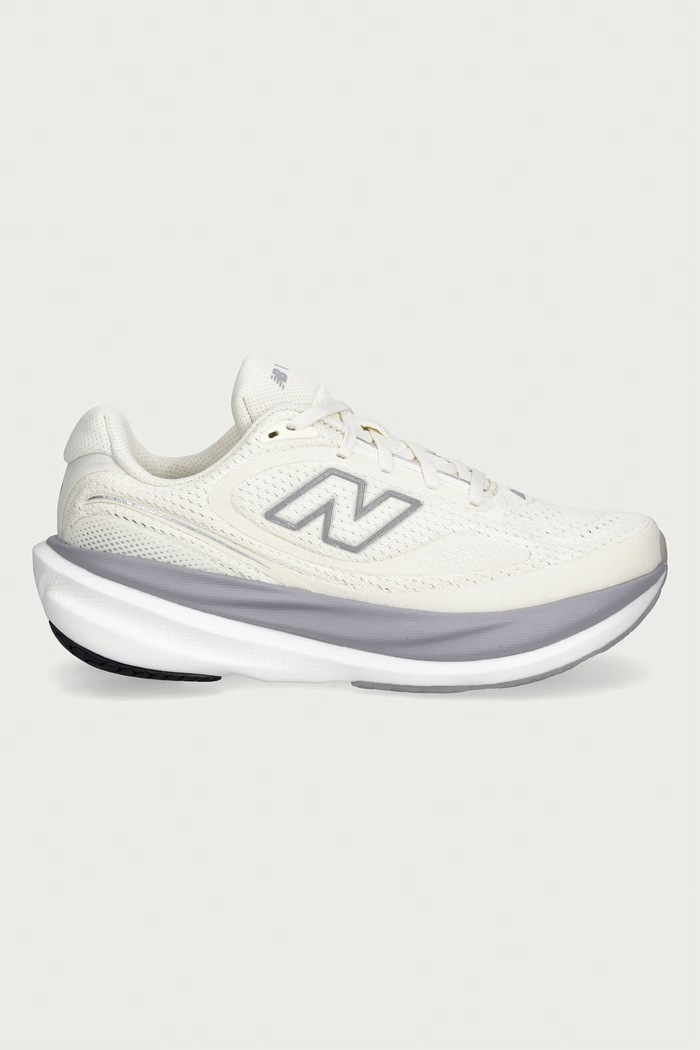 New Balance buty treningowe damskie Infinion 1080 v15 W10804VQ beżowy AW26